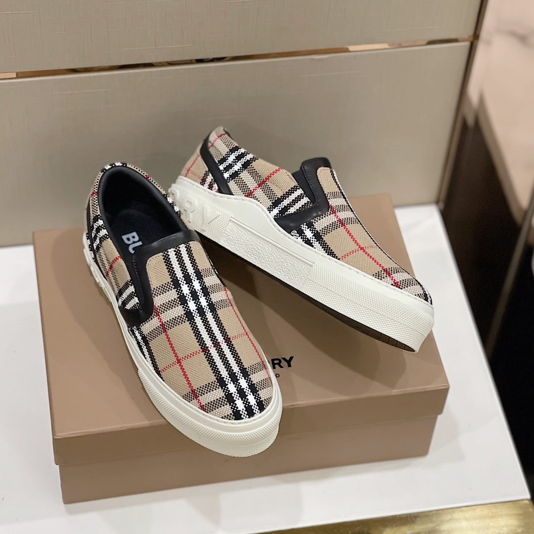 Burberry Sneakers