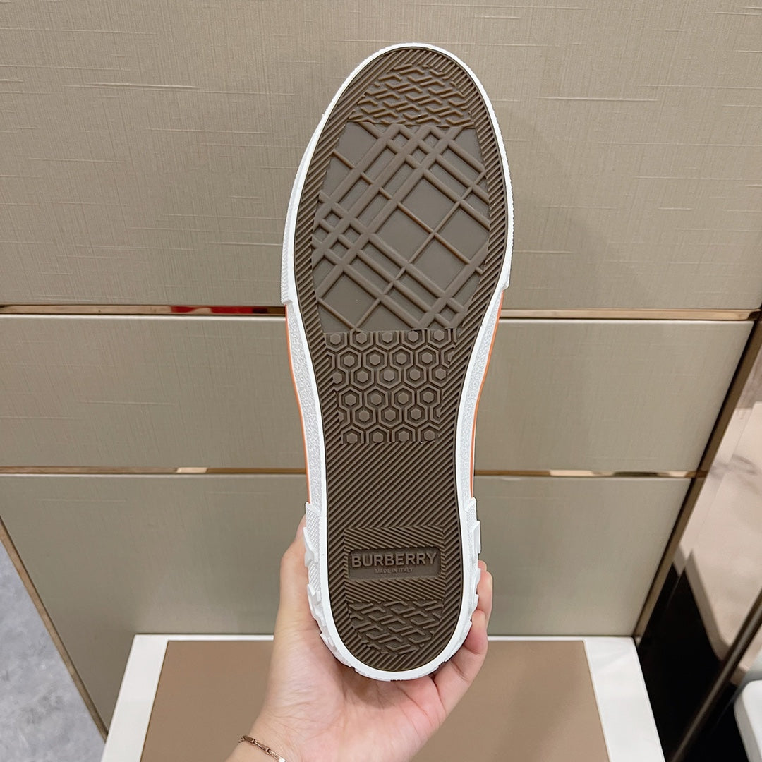 Burberry Sneakers