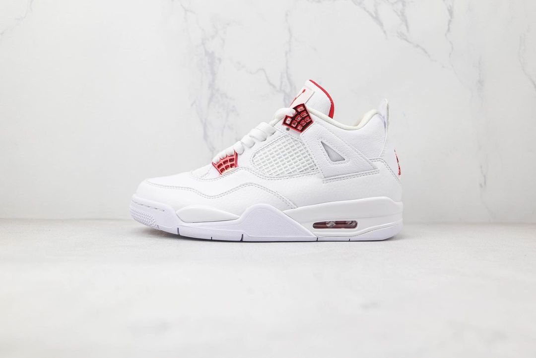 Air Jordan 4 Retro Metallic Red