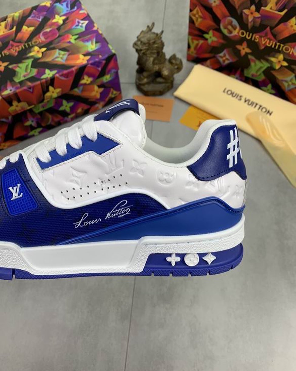 Louis Vuitton Trainer Sneakers (Blue)