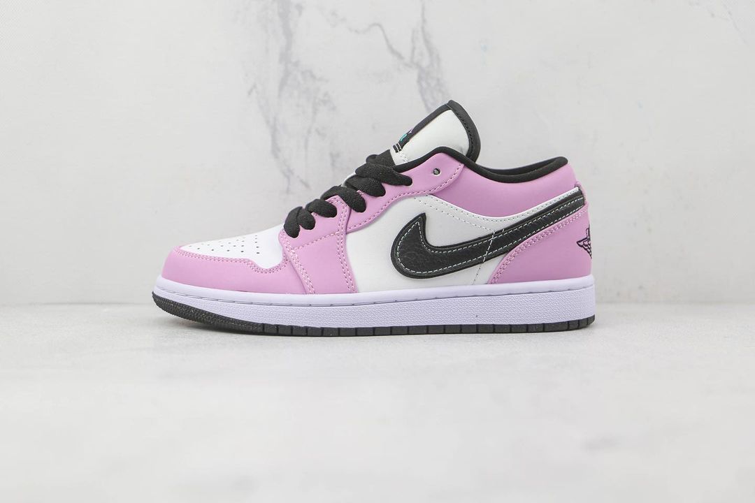 Air Jordan 1 Low Violet Shock White Black