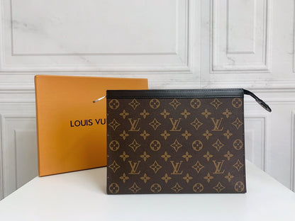 Louis Vuitton Clutch