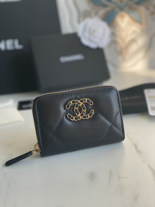 Chanel 19 Zipped Coin Purse