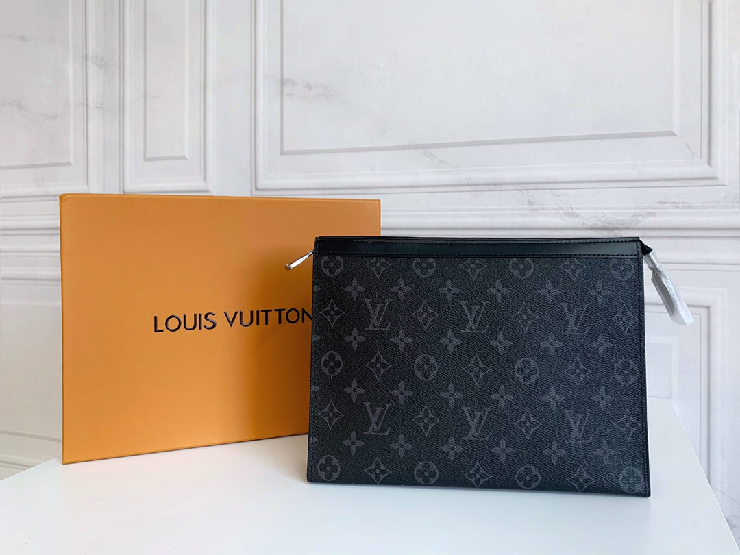 Louis Vuitton Clutch