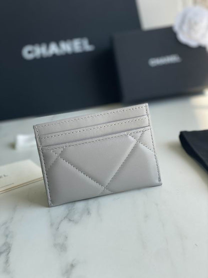 Chanel 19 Card Holder