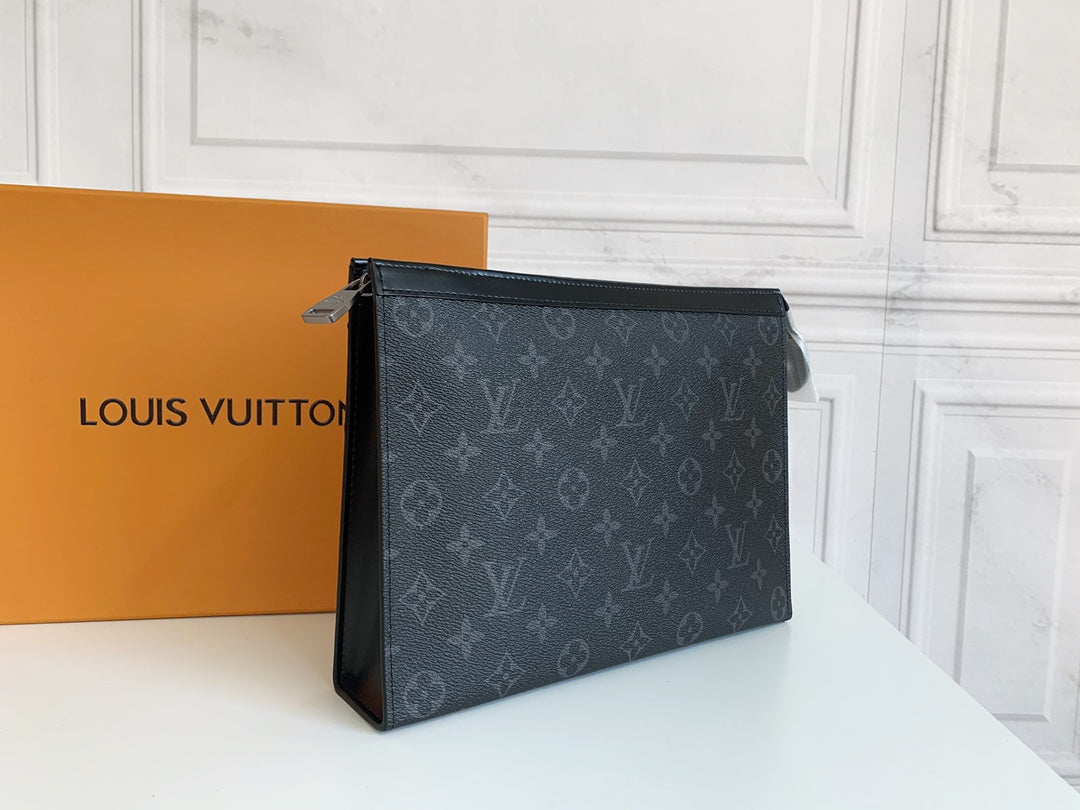 Louis Vuitton Clutch