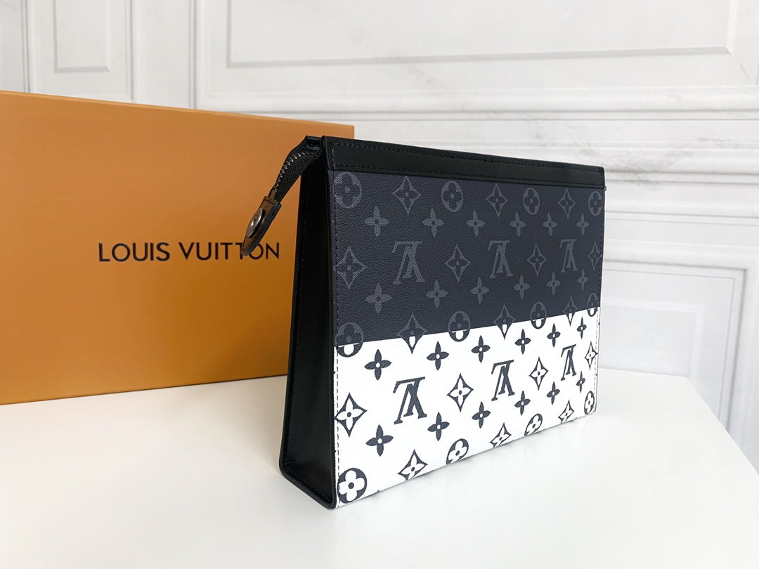 Louis Vuitton Clutch