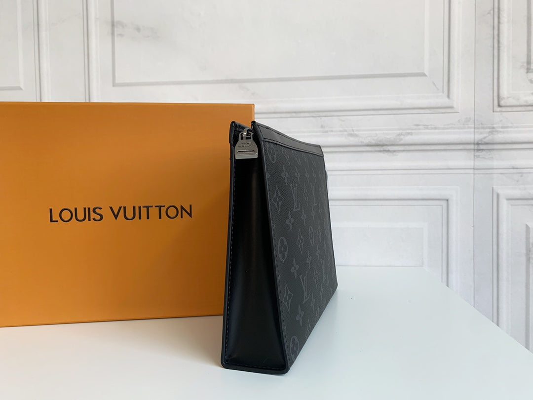 Louis Vuitton Clutch