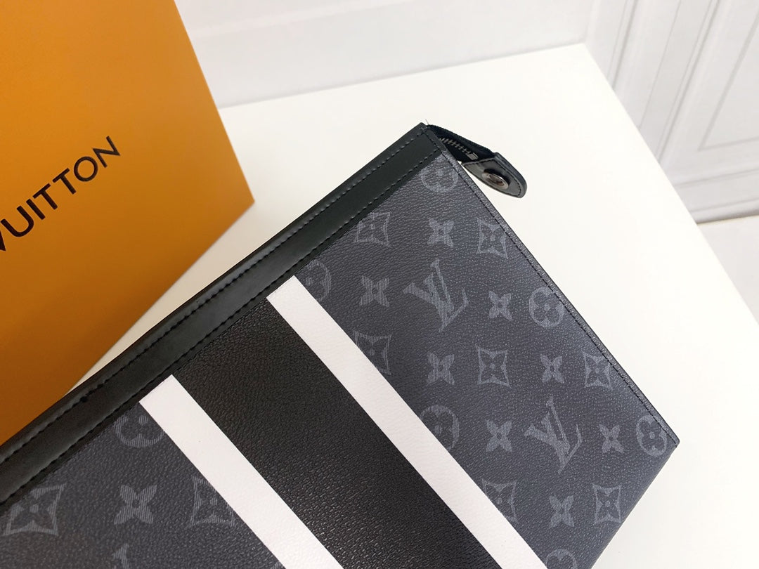 Louis Vuitton Clutch