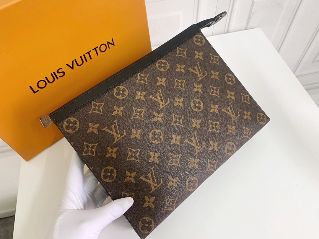 Louis Vuitton Clutch