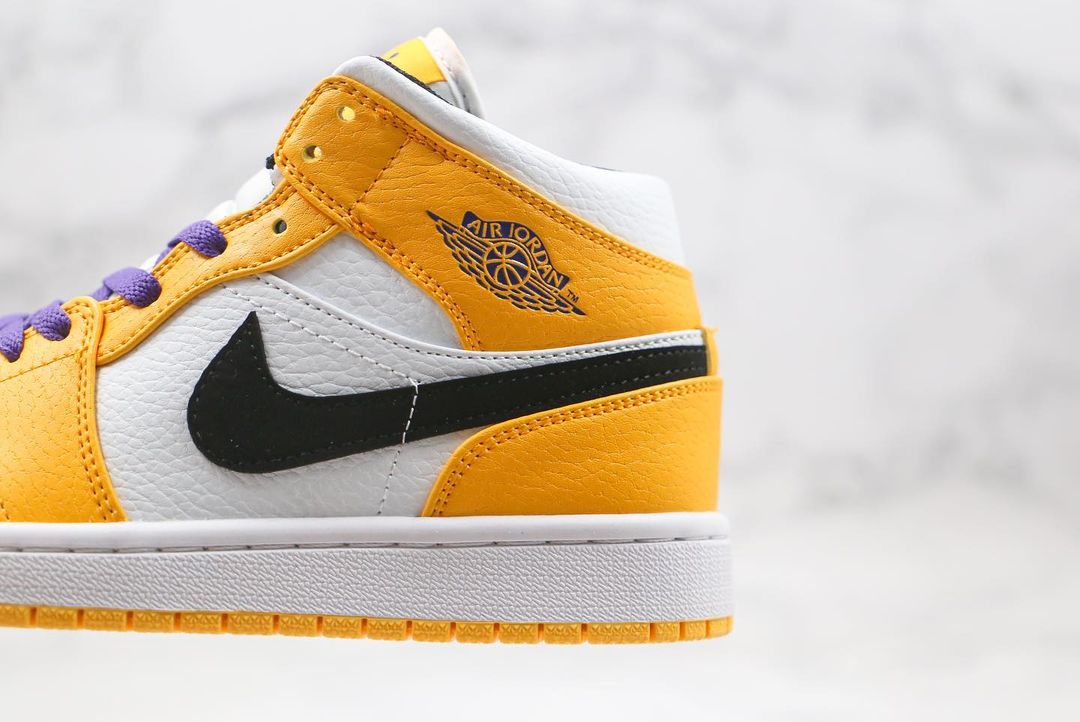 Air jordan 1 mid lakers 2019 on sale