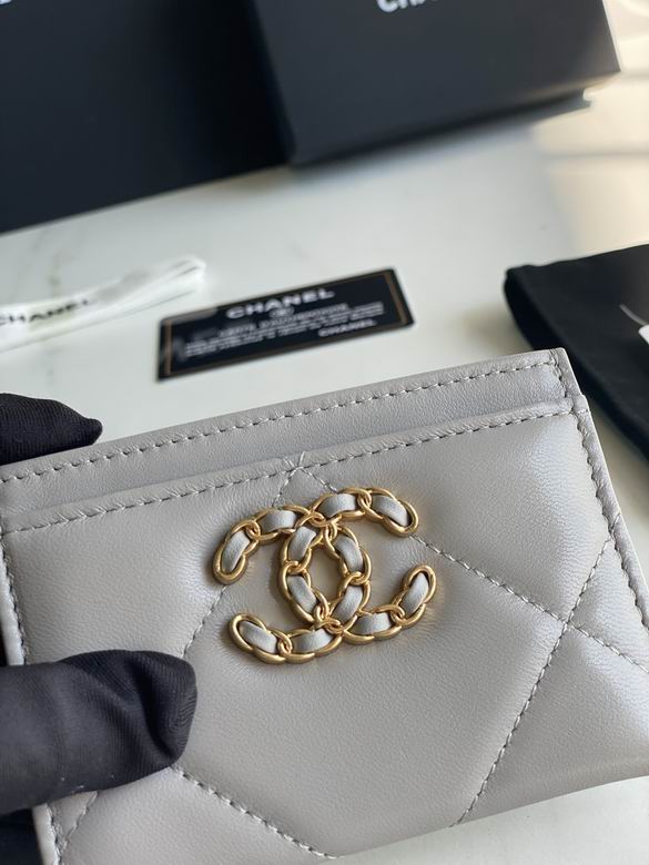 Chanel 19 Card Holder