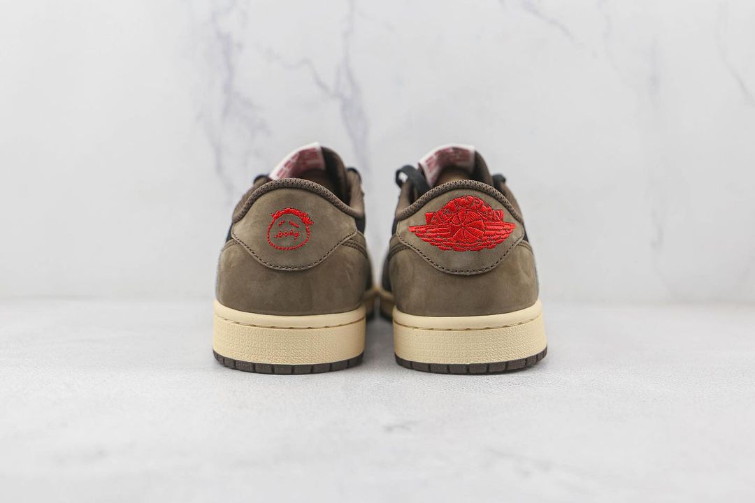 Air Jordan 1 Retro Low OG SP Travis Scott