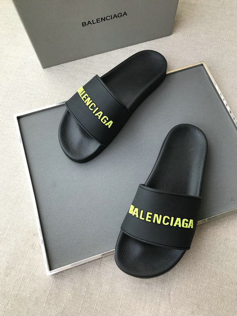 Fake hot sale balenciaga slides