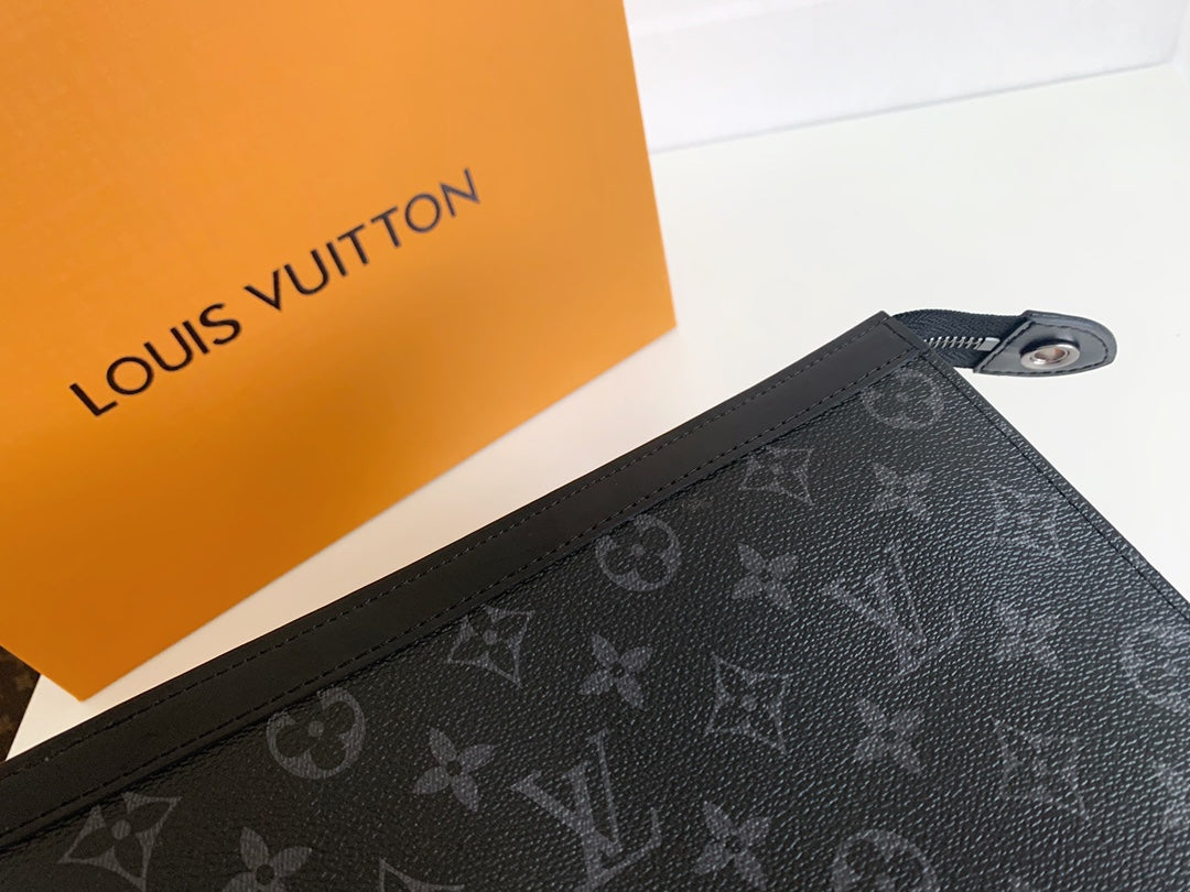 Louis Vuitton Clutch