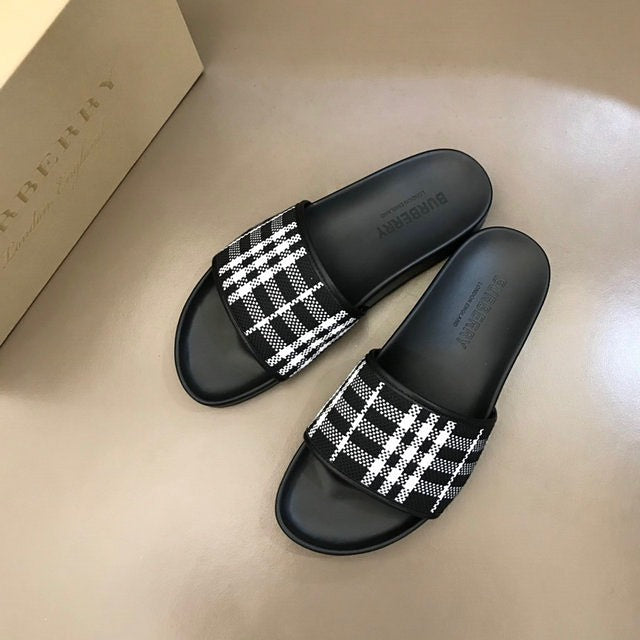 Burberry Check Print Slides