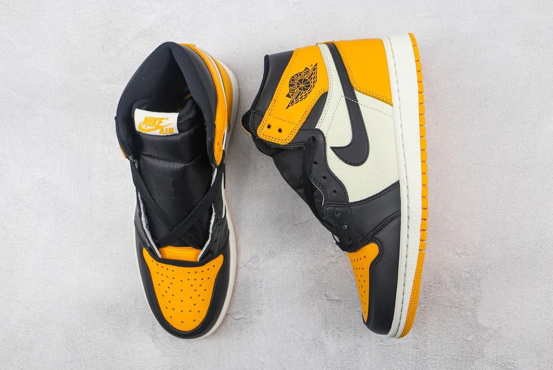 Air jordan 1 retro high og yellow on sale toe