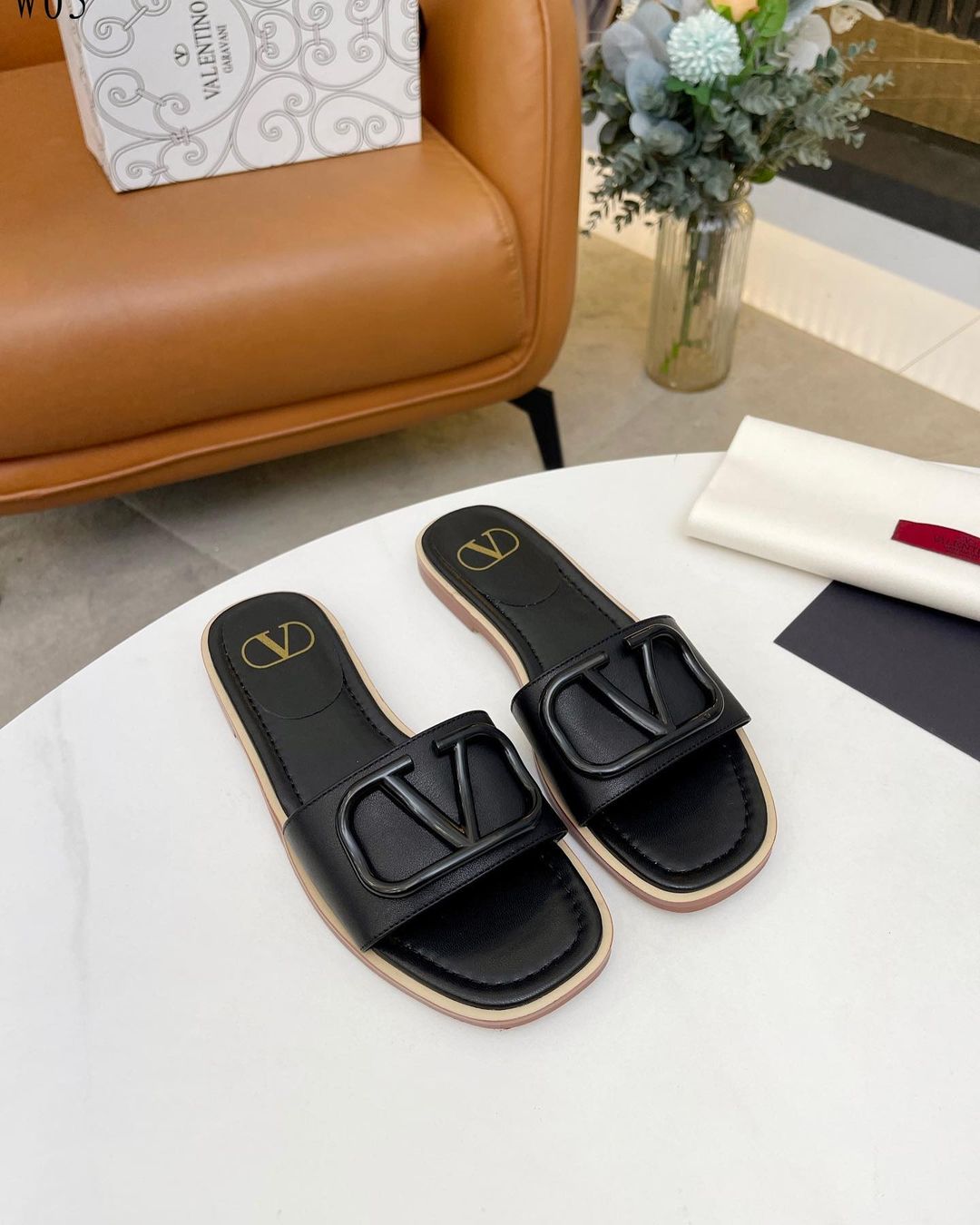 Louis Vuitton Flat Mule Slides – Luxxe