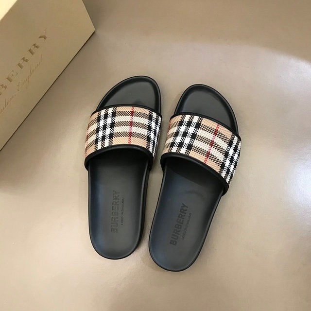 Burberry Check Print Slides