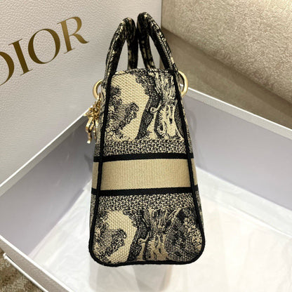 Christian Dior Medium Lady D-Lite Bag