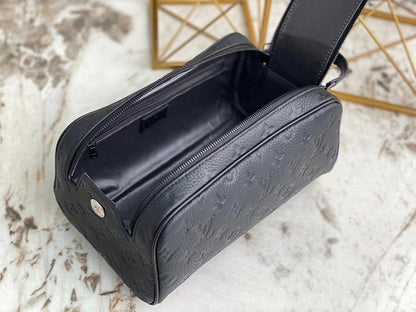 Louis Vuitton Dopp Kit Toilet Pouch (Black)