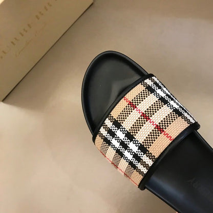 Burberry Check Print Slides