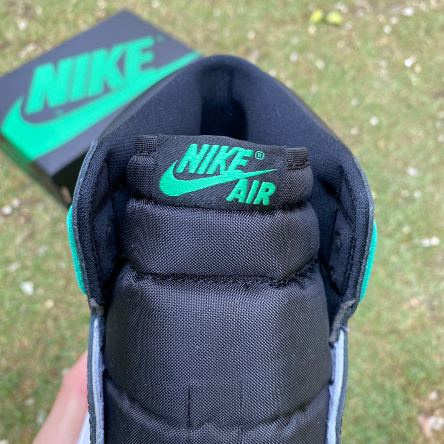 Air Jordan 1 Retro High OG Lucky Green