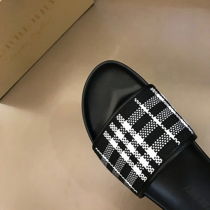 Burberry Check Print Slides