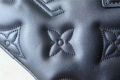 Louis Vuitton Alma BB (Black)