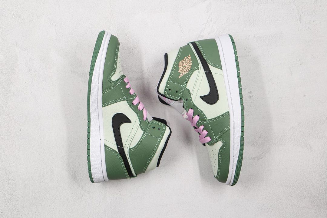 Air Jordan 1 Mid "Dutch Green"